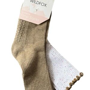 NEW Wildfox Tan and White Ruffle Grip Socks 2-Pack